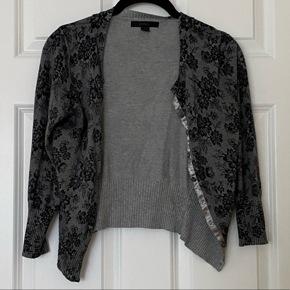 EXPRESS LACE PRINT CARDIGAN BLACK AND GRAY